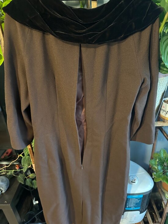 Vintage Neiman Marcus 100% Wool Dress Size 6 - Picture 2 of 5